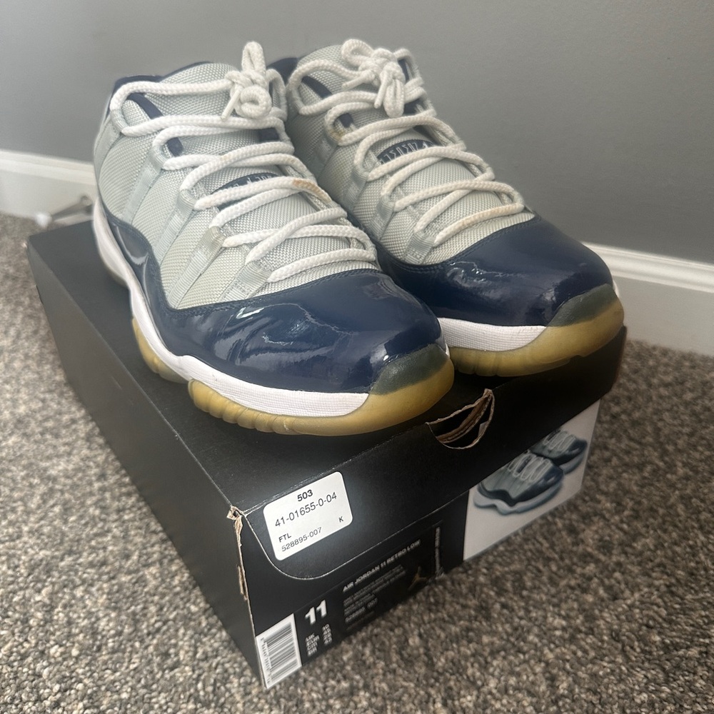 Air Jordan 11 Low Georgetown 2015 SC 528895-007 Men’s Size 11
